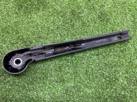 Volkswagen / Golf / Поводок заднего стеклоочистителя