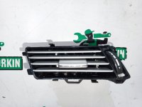 Mercedes-Benz / E-Class / Воздуховод салона