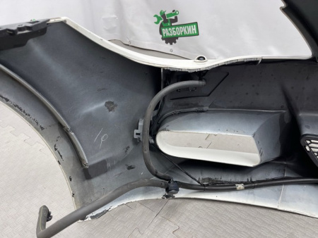 BMW / M6 / Бампер