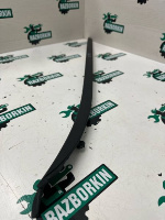 BMW / X1 / Молдинг лобового стекла