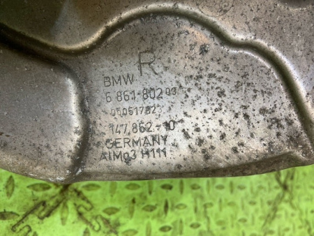 BMW / 7-Series / Кулак поворотный