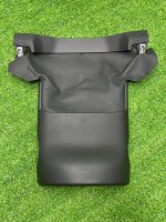 Audi / A4 / Кожух рулевой колонки