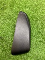 Audi / A6 / Накладка фонаря