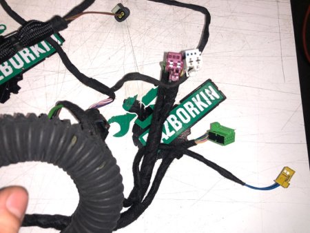 Mercedes-Benz / GLC 250d 4-matic / Проводка двери