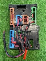 BMW / 7-Series / Блок предохранителей