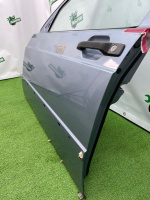 Mercedes-Benz / 190e / Дверь боковая