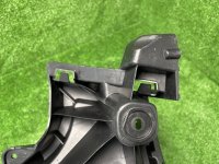 Audi / Q8 / Кронштейн бампера