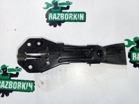 Audi / A6 / Ручка замка капота