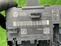 Audi / Q5 / Блок управления двери