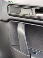 Volkswagen / Touareg / Обшивка двери