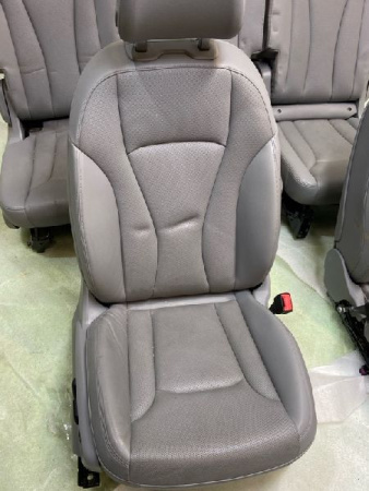 Audi / Q7 / Комплект сидений