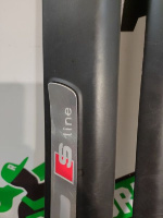 Audi / A6 / Накладка порога