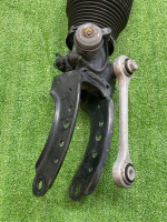 Audi / Q7 / Пневмостойка