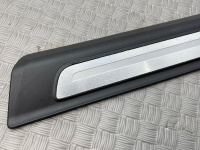 Audi / Q8 / Накладка порога