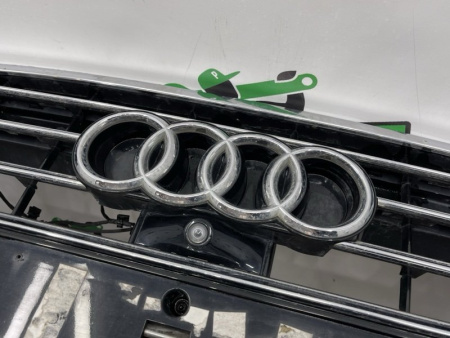 Audi / A8l / Бампер