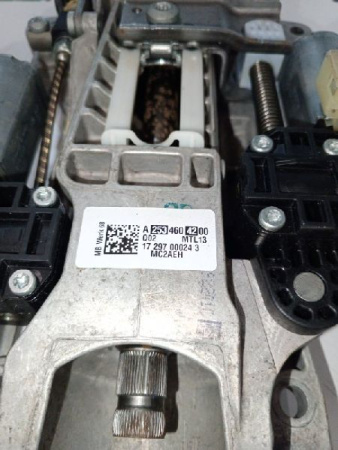 Mercedes-Benz / GLC 250d 4-matic / Рулевая колонка