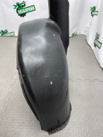 BMW / ALPINA B10 / Подкрылок