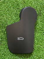 Audi / Q8 / Ручка открытия капота