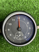 Porsche / Cayenne / Часы