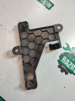 Volkswagen / Touareg / Кронштейн стабилизатора напряжения