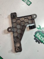 Volkswagen / Touareg / Кронштейн стабилизатора напряжения Volkswagen / Touareg / Кронштейн стабилизатора напряжения