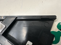 Audi / Q3 / Угловая накладка двери