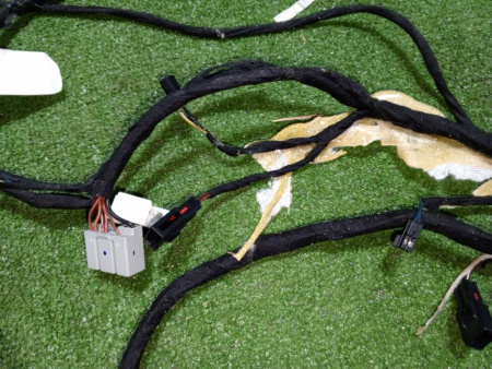 JEEP / Grand Cherokee SRT-8 / Крепление фонаря