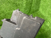 BMW / M6 / Крышка блока предохранителей