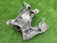 Audi / A7 / Кронштейн подрамника