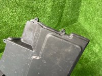 BMW / M6 / Крышка блока предохранителей