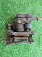 Audi / A6 / Суппорт тормозной