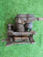 Audi / A6 / Суппорт тормозной