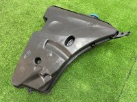 BMW / 7-Series / Бачок омывателя