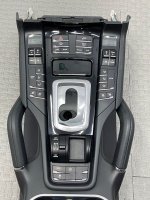 Porsche / Cayenne / Консоль центральная