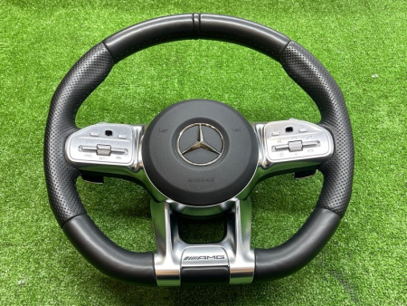 Mercedes-Benz / G 63 AMG / Руль