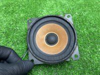 Mercedes-Benz / 190e / Динамик