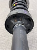 Volkswagen / Touareg / Амортизатор подвески