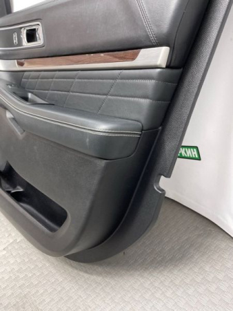 Ford / EXPLORER / Обшивка двери