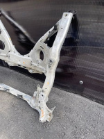 BMW / 7-Series / Подрамник