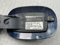 Porsche / Cayenne / Лючок топливного бака