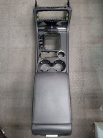 Volkswagen / Touareg / Консоль центральная Volkswagen / Touareg / Консоль центральная