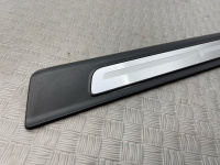 Audi / Q8 / Накладка порога