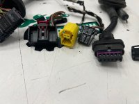 Audi / A6 / Фишки проводки двери