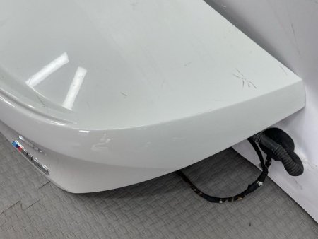 BMW / M6 / Крышка багажника