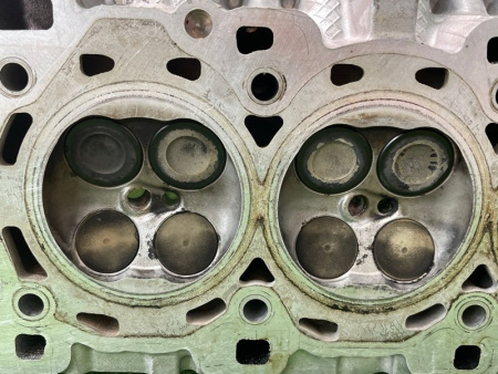 Land Rover / Range Rover Sport / Головка блока цилиндров