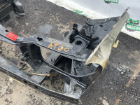 Mercedes-Benz / 300E / Телевизор (передняя панель)