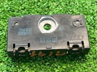 Audi / A6 / блок подавления помех