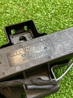 Audi / Q7 / Антенна бесключевого доступа