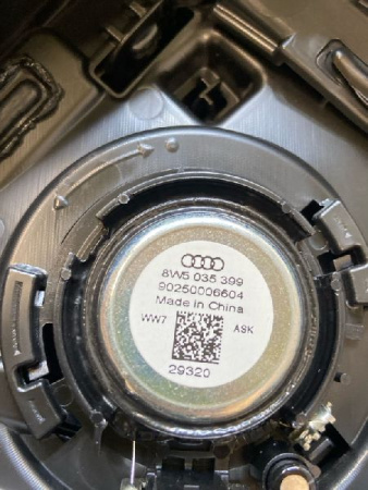 Audi / A5 / Обшивка двери
