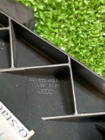 Audi / A6 / Ручка открывания капота